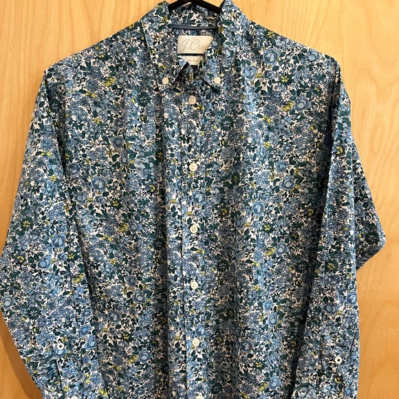 J.CREW RELAXED FIT COTTON VOILE SHIRT IN BLOOMING FLORAL - Picture 2 of 9